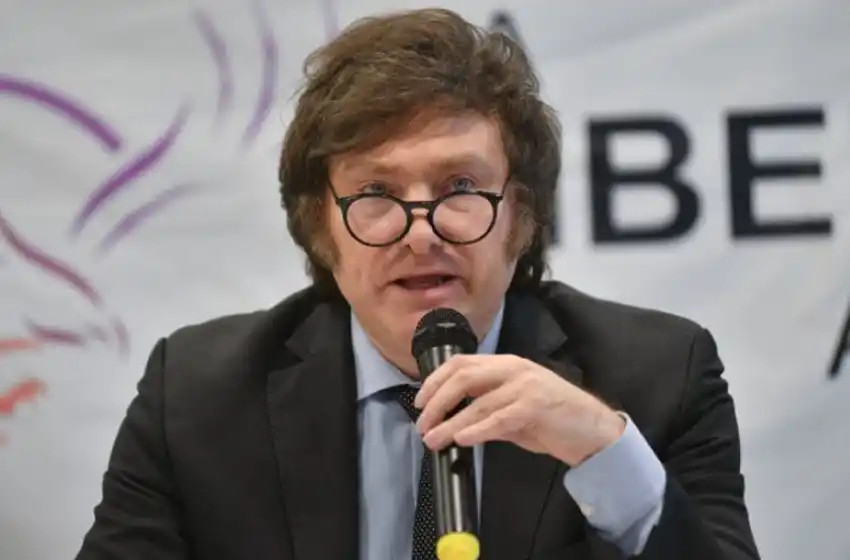 Milei designó a Mario Russo como Ministro de Salud y a Florencia Misrahi en AFIP