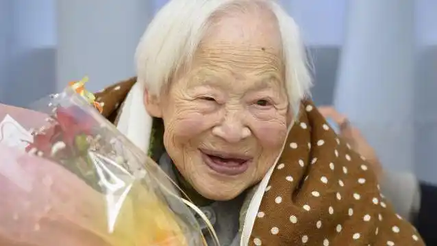 Murió la persona más vieja del mundo