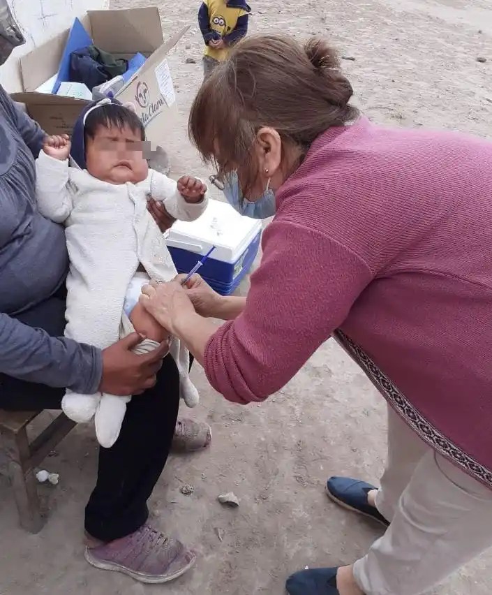 Cobertura de salud para comunidades originarias de Laguna Yema