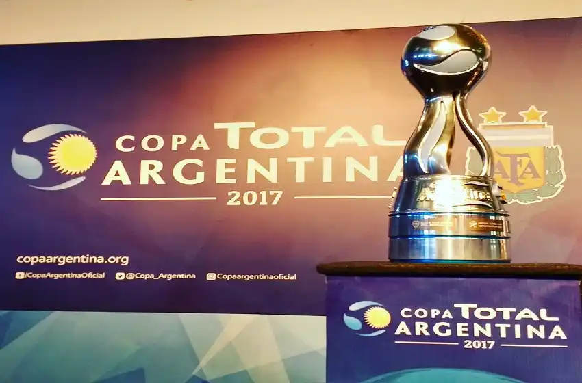 Defensa eliminó a Temperley y será rival de River