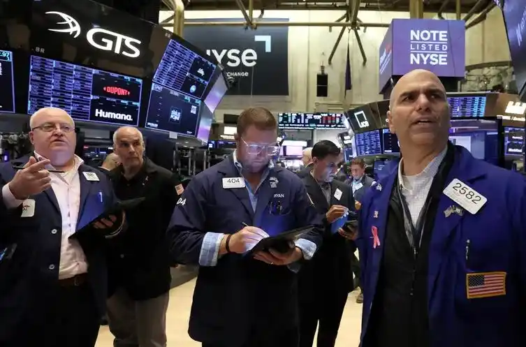 Tras el rechazo al DNU en el Senado, los mercados respondieron con una suba de bonos y acciones