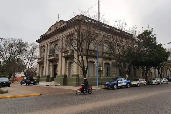 Detuvieron a un oficial de la Policía Federal que prestaba servicios en Rafaela y quedó alojado en Alcaidía