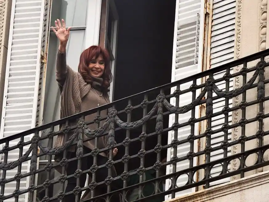 La ex mandataria cumplirá la detención en su departamento ubicado en el barrio porteño de Monserrat. Reuters/Pedro Lázaro Fernández