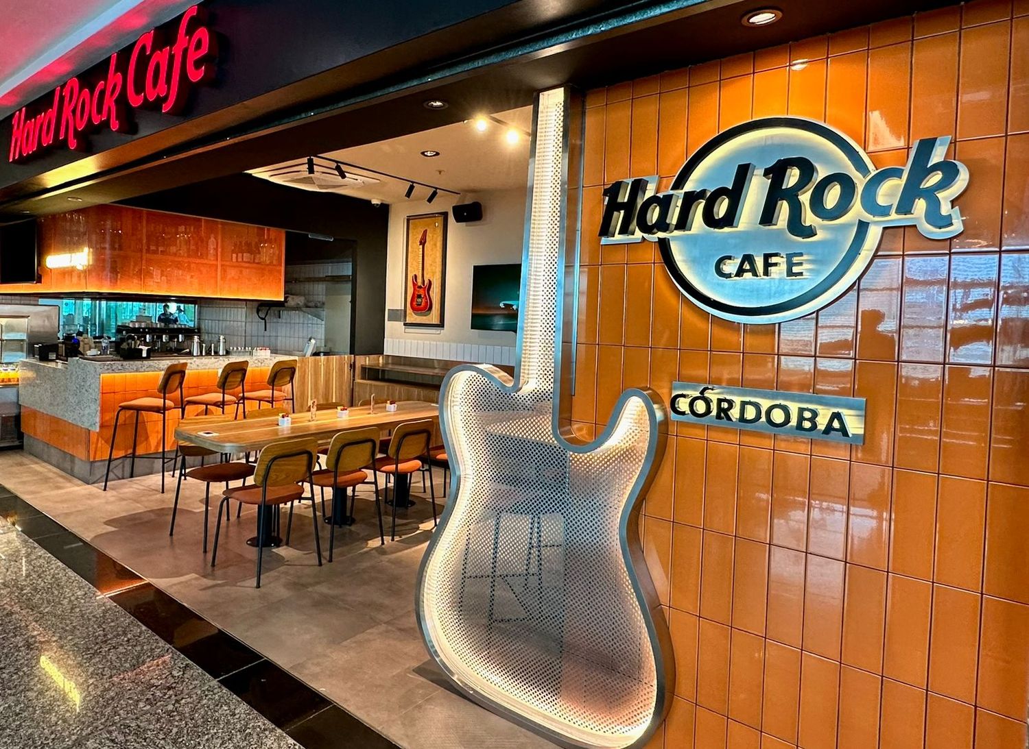 Inauguran un Hard Rock Café en el aeropuerto de Córdoba