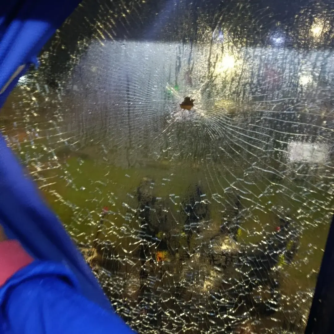 Violento ataque a balazos a hinchas de Tigre en Montevideo.