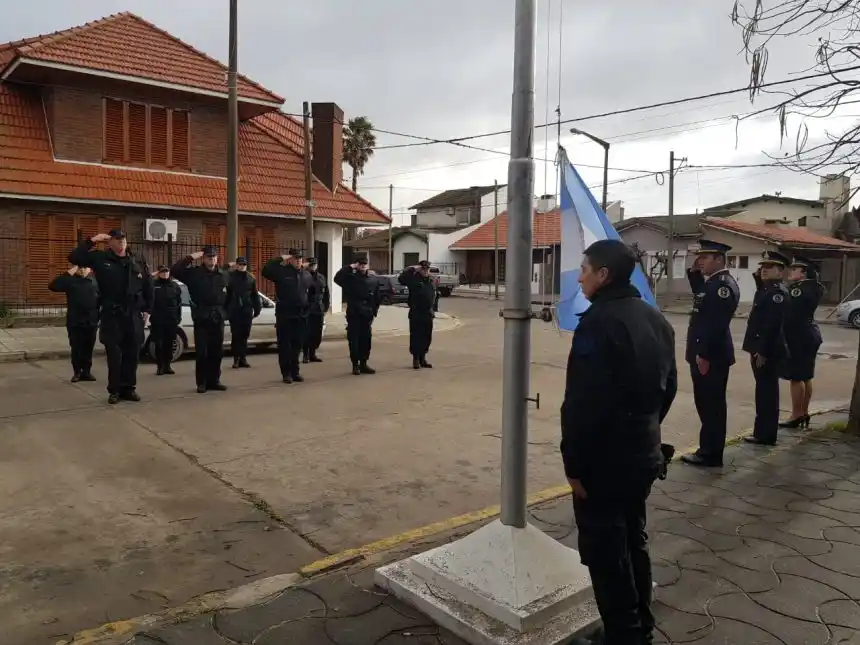 Homenaje a policías caídos