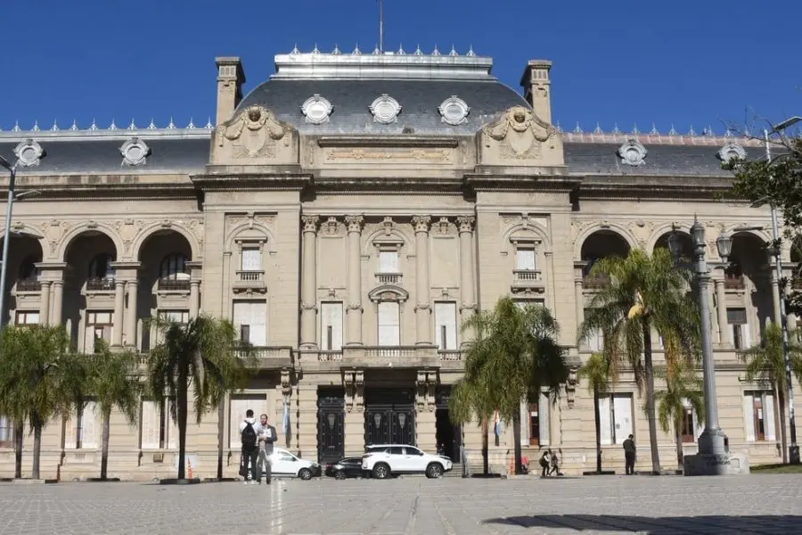El Gobierno Provincial convocó a paritarias al sector público de Santa Fe