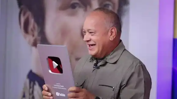 CIERRAN EL CANAL DE YOUTUBE de Diosdado «Con el mazo dando»