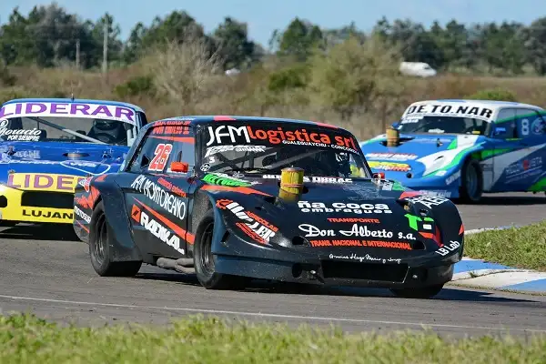 Doblete de Nazareno Carreras en la Clase B de TC del Litoral
