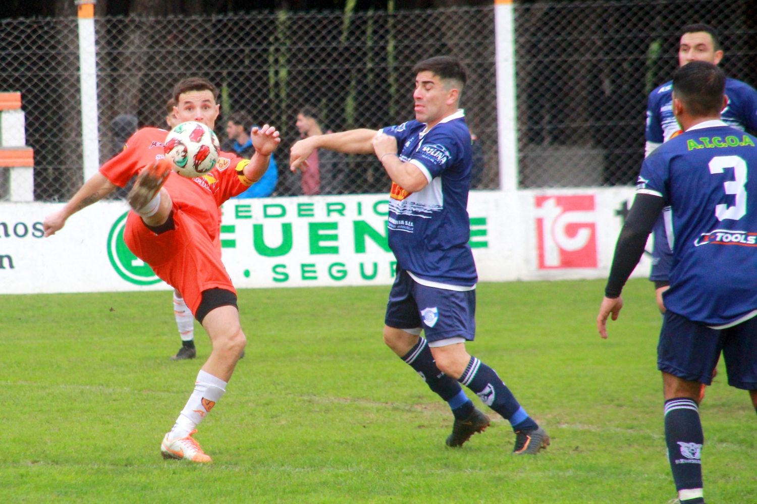 Fútbol local: resultados de hoy sábado
