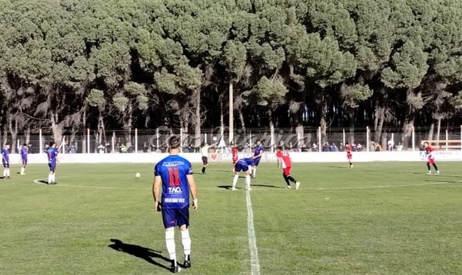 Villa Díaz Vélez juega contra Independiente de Lobería