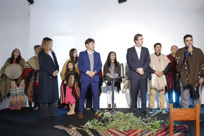 El acto se realizó en el Complejo Museográfico Provincial “Enrique Udaondo”.