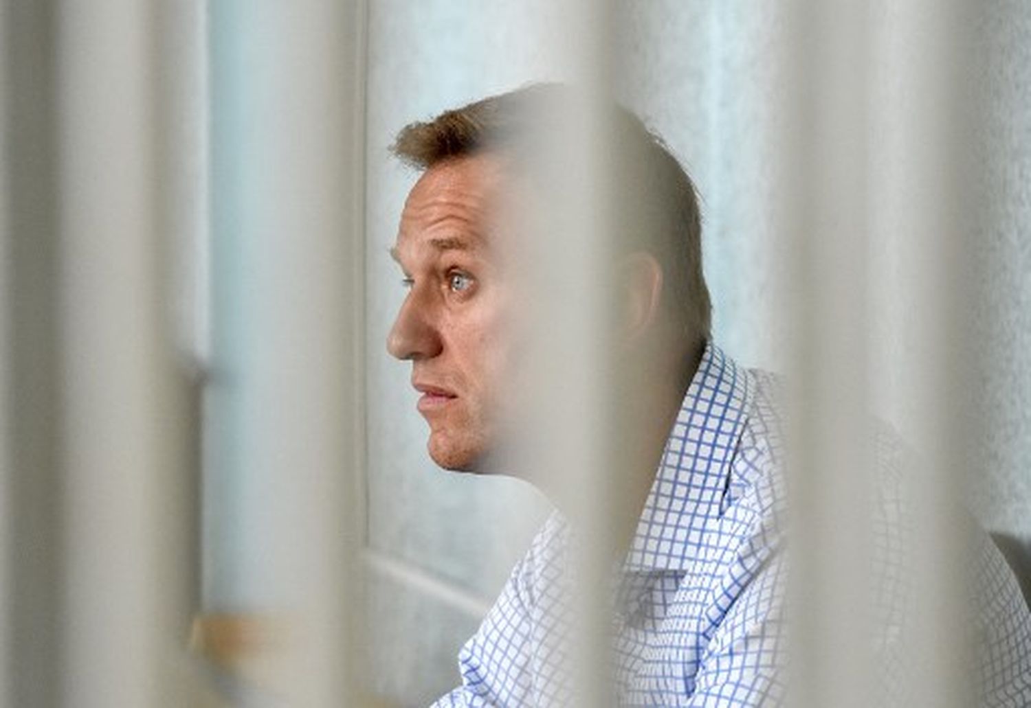 Opositor ruso Alexéi Navalni puso fin a la huelga de hambre, denuncia torturas