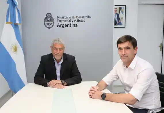 Iparraguirre se reunió con Ferraresi para avanzar en proyectos ligados al desarrollo urbano en Sans Souci