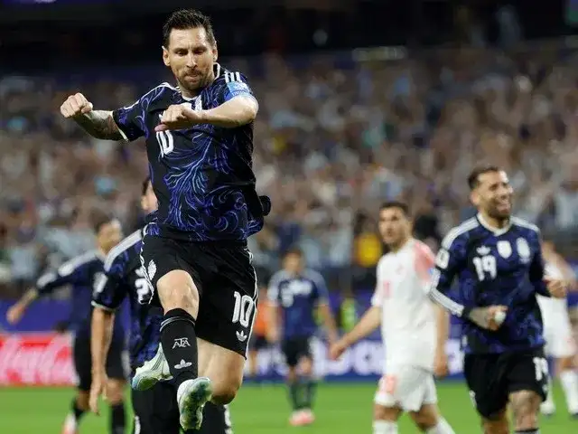 “Seguimos juntos”: Messi celebró el triunfo argentino y amplió su histórica marca en los Mundiales