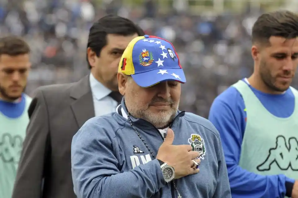Maradona «seguramente» se irá de Gimnasia, según adelantó Rocío Oliva
