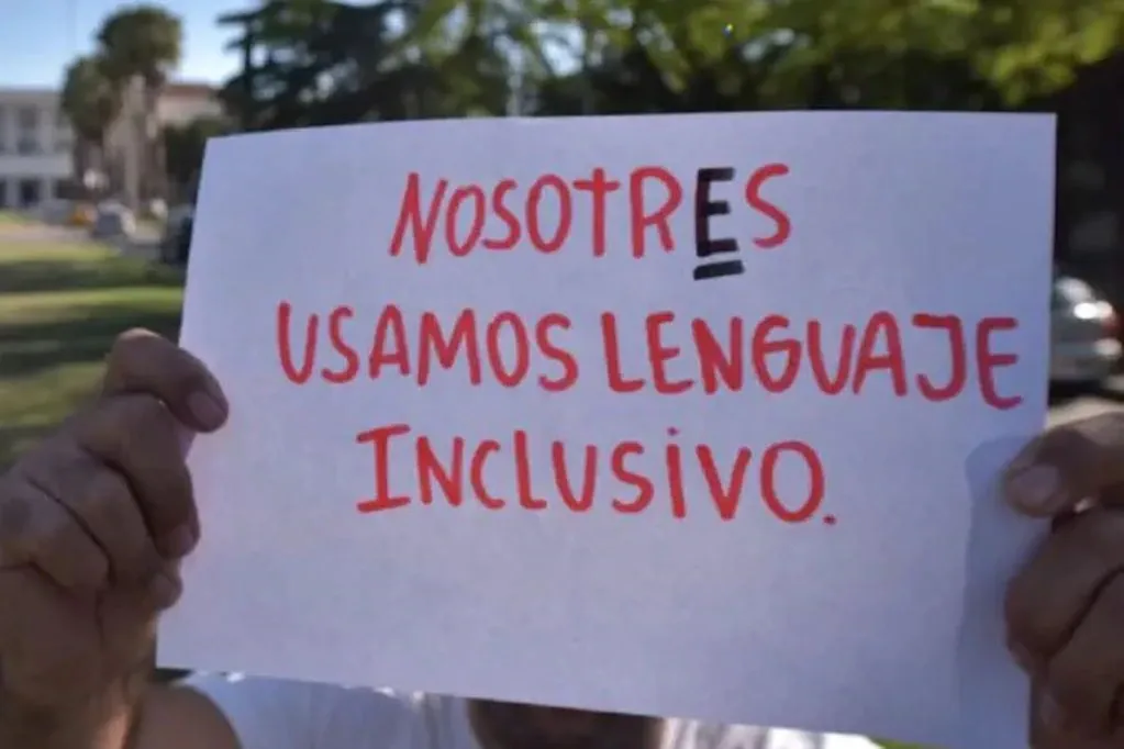 El Ministerio de Salud incorporará lenguaje inclusivo en documentos oficiales