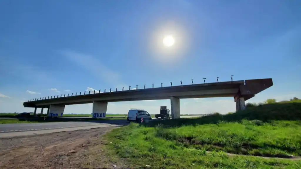 Curiosidades de Argentina: Un puente a ninguna parte, desde y hacia la nada