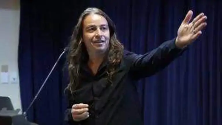 Tulio de Oliveira es el investigador en bioinformática que, con su equipo, fue capaz de detectar las variantes Beta y Ómicron del coronavirus.