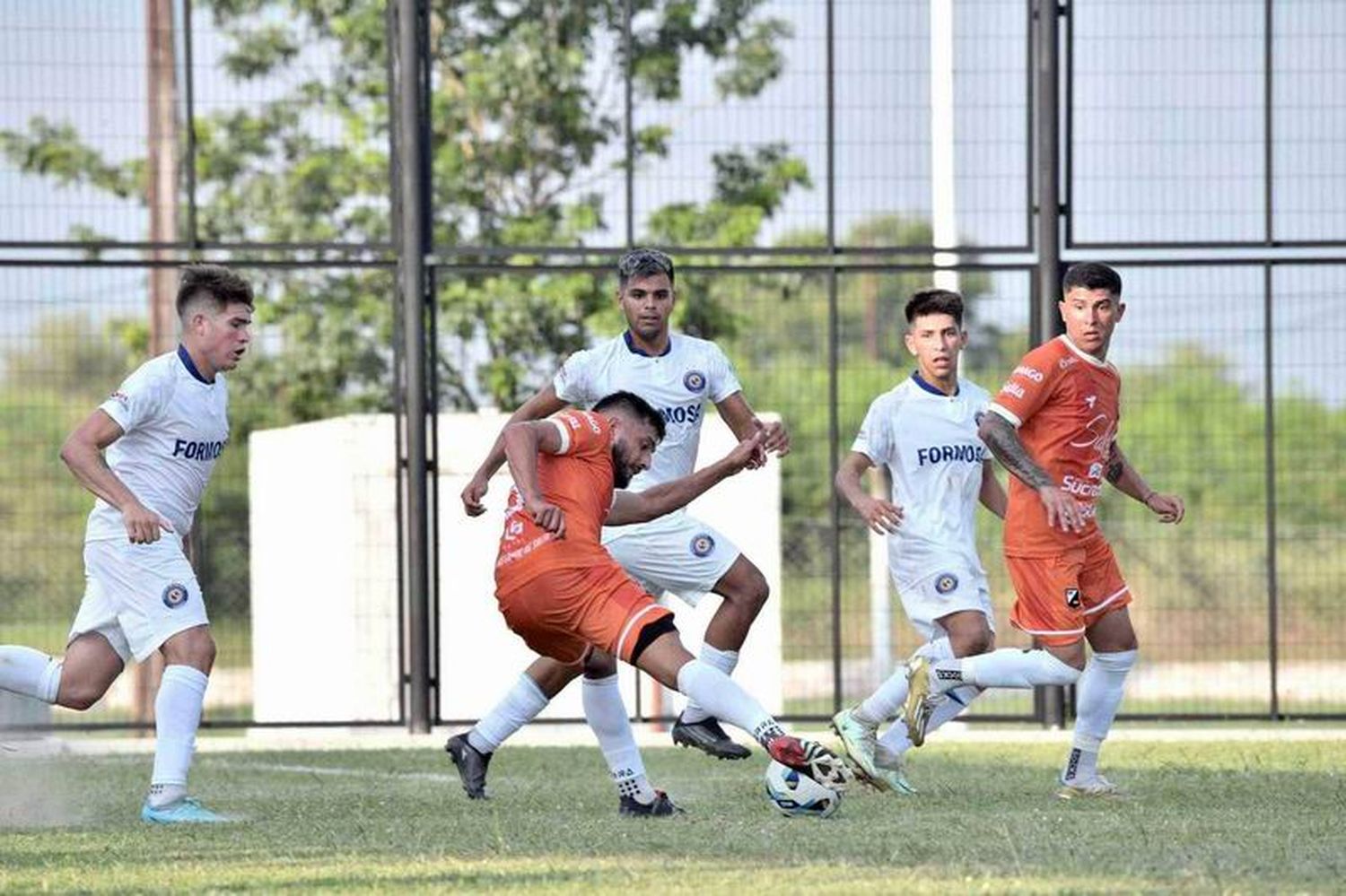 Duelo de formoseños
por la tercera fecha