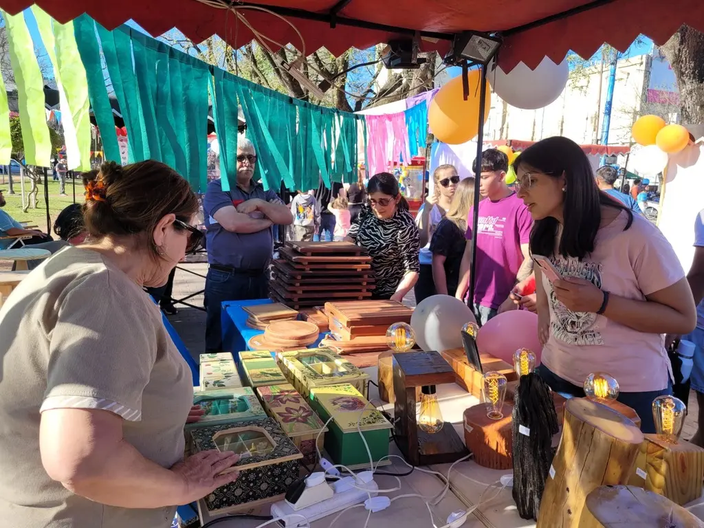 Por este domingo, Plaza Feria, se traslada al Parque APADIR