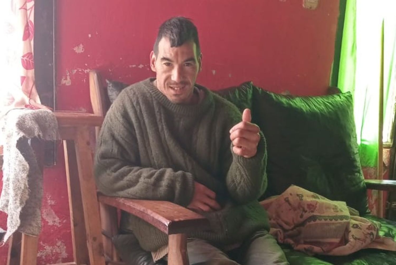 Buscan testigos y cámaras tras la golpiza que dejó hospitalizado a un joven con discapacidad
