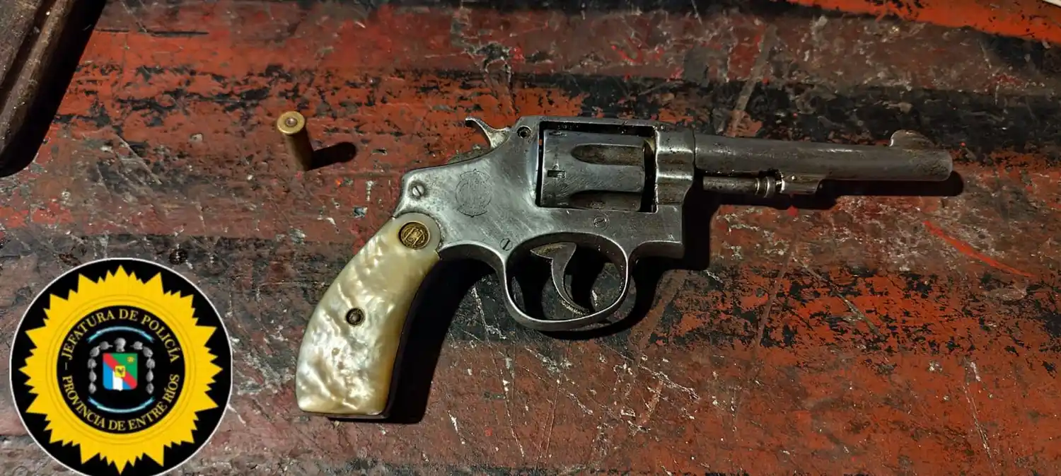 Secuestraron un revólver durante un allanamiento por una denuncia de amenazas en Crespo