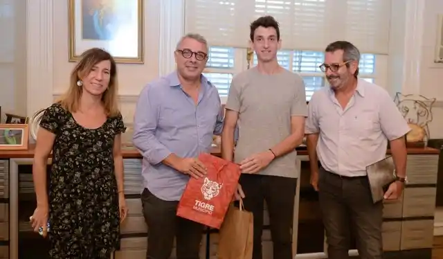 Zamora recibió al artista de Tigre que realizará intercambio cultural en Kaohsiung