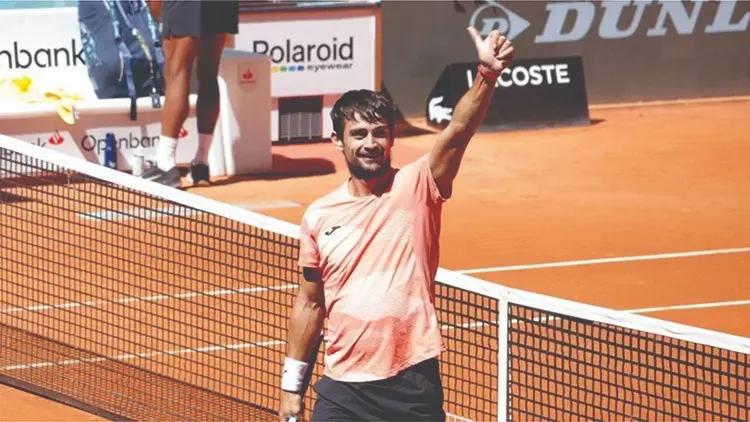 El argentino ganó con un doble 6-3