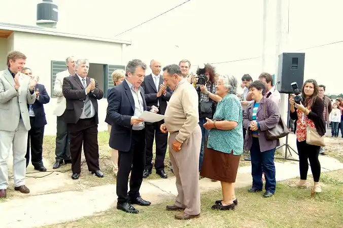 Entregaron el barrio de IAPV "Gualeguaychú 200 viviendas"