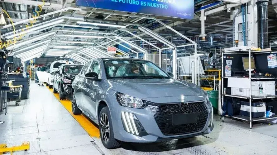 Peugeot por la posible amenaza de cierre