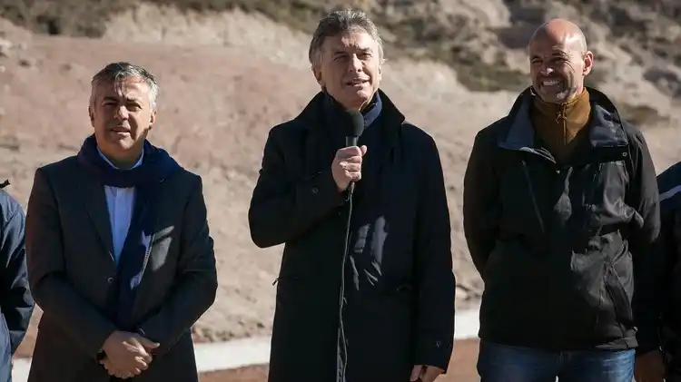 El presidente de la UCR dijo que no forma parte del Gobierno: "Las decisiones las tomó Macri"