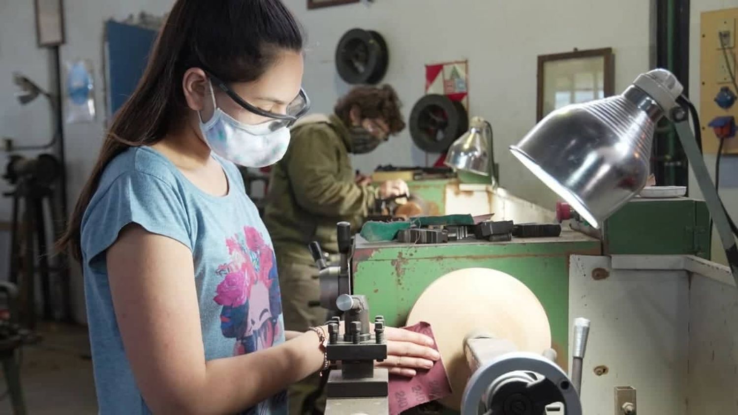 La secundaria técnica atrajo más alumnos por la salida laboral, según investigadora de ONG