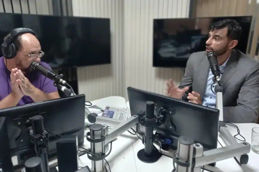 Postovit en el estudio de Radio Rafaela con Gerardo Zanoni