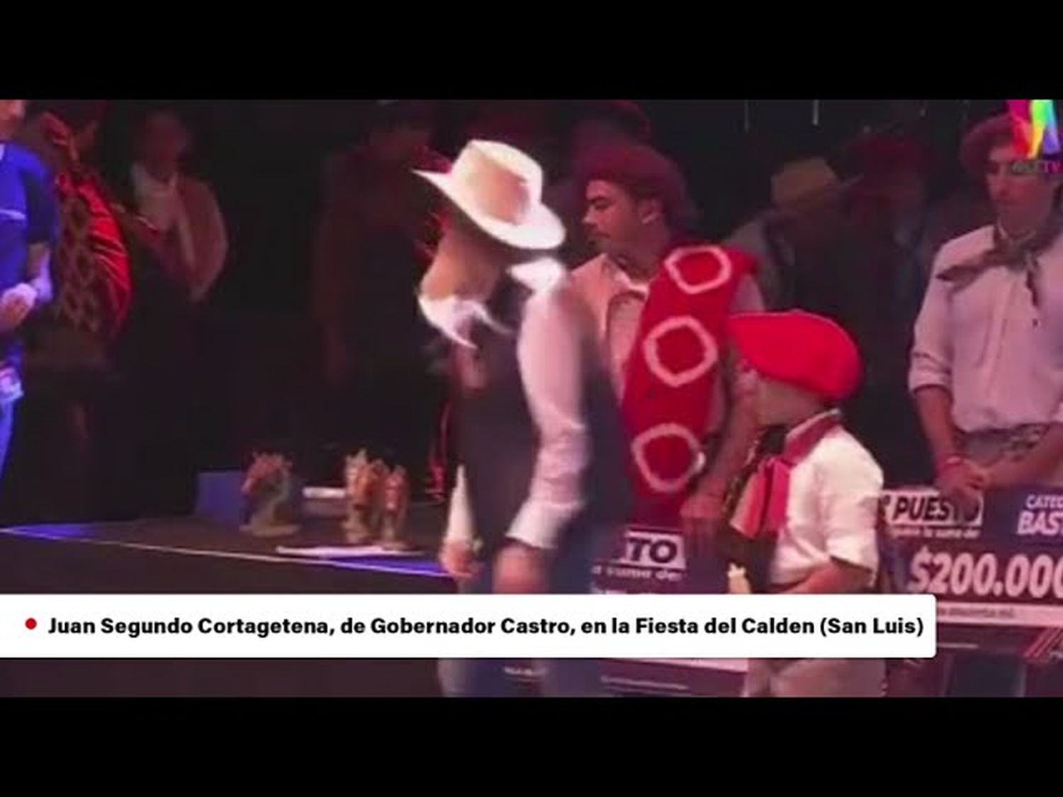 Premio para Juan Segundo Cortagetena, de Gobernador Castro, en la Fiesta del Caldén