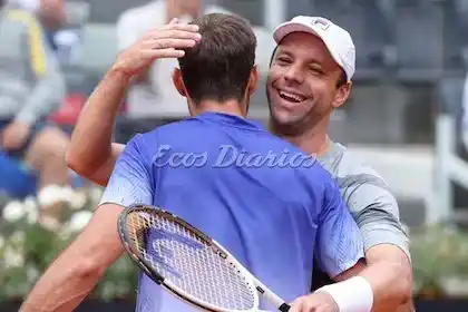 Abrazo. De Zeballos y Granollers tras el triunfo en la final de Roma