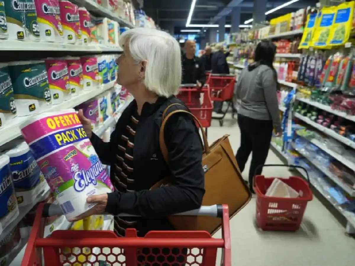 La inflación desaceleró al 7,8% en mayo, pero la anual es del 114,2%