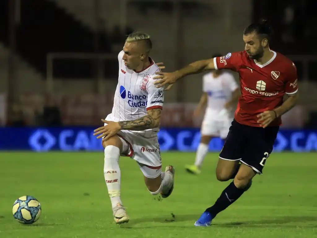 Huracán volvió al triunfo  ante un aturdido Independiente 