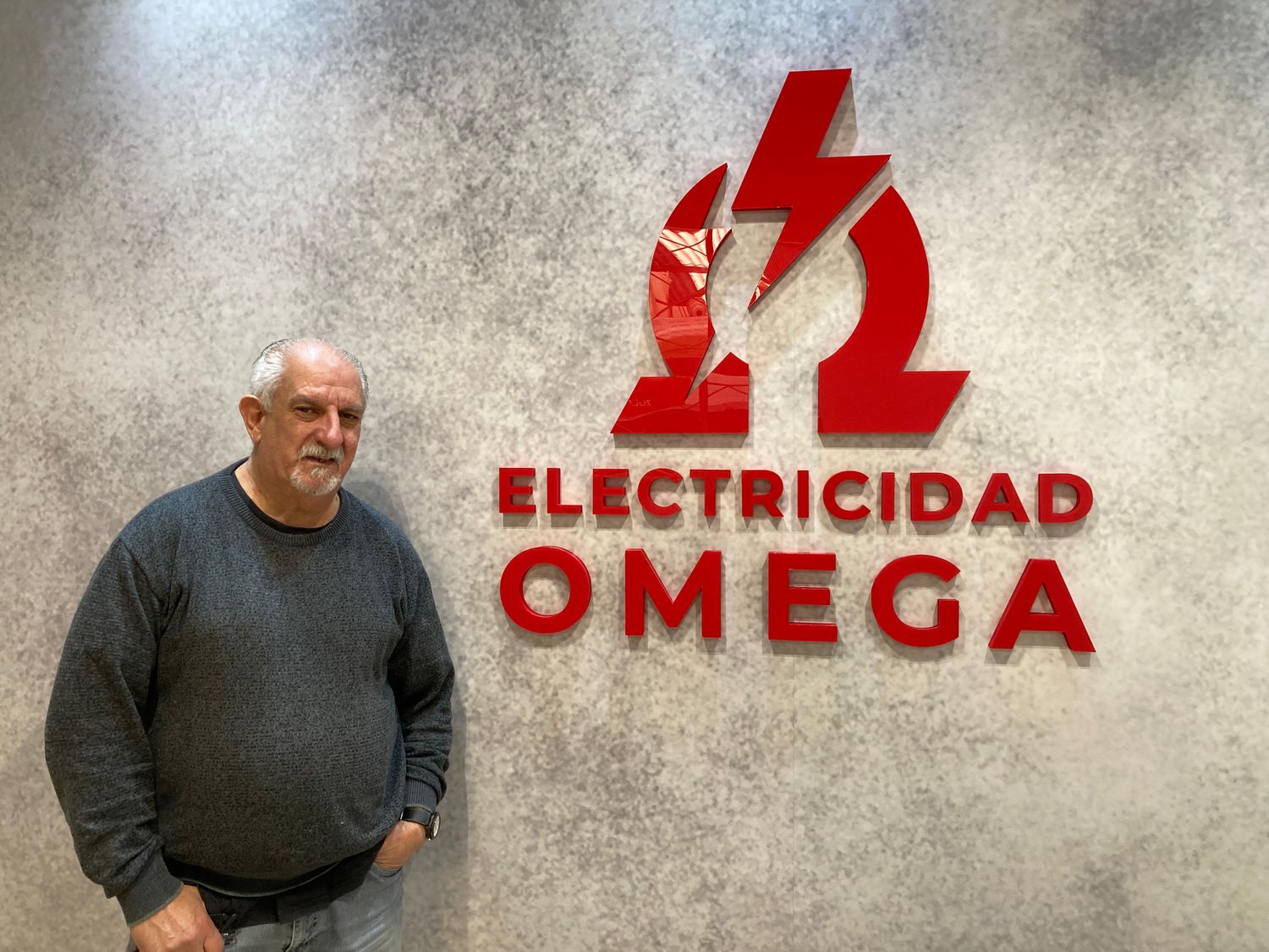 Oscar Peverengo, fundador de Electricidad Omega