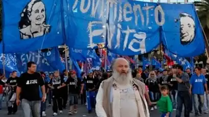 El Evita juega a fondo.