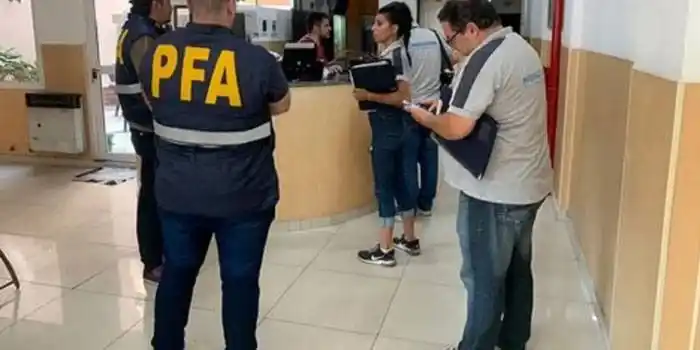 Migraciones controló los domicilios declarados  pero la mayoría eran direcciones falsas