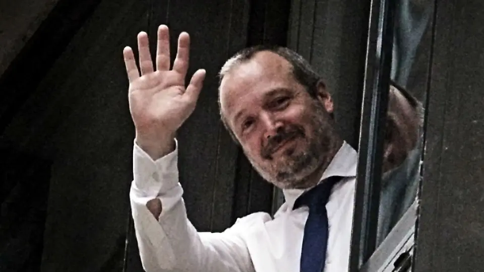Procesan a Sabbatella por «abuso de autoridad» contra Clarín en adecuación a la Ley de Medios