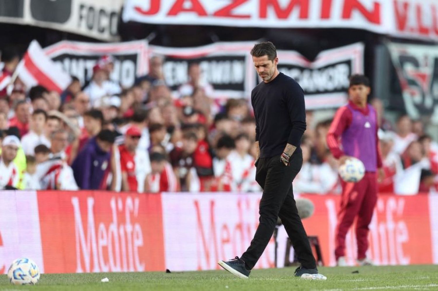 Tras la derrota con River en el Superclásico, Riquelme echó de Boca al tresfebrerense Fernando Gago: quién lo reemplaza