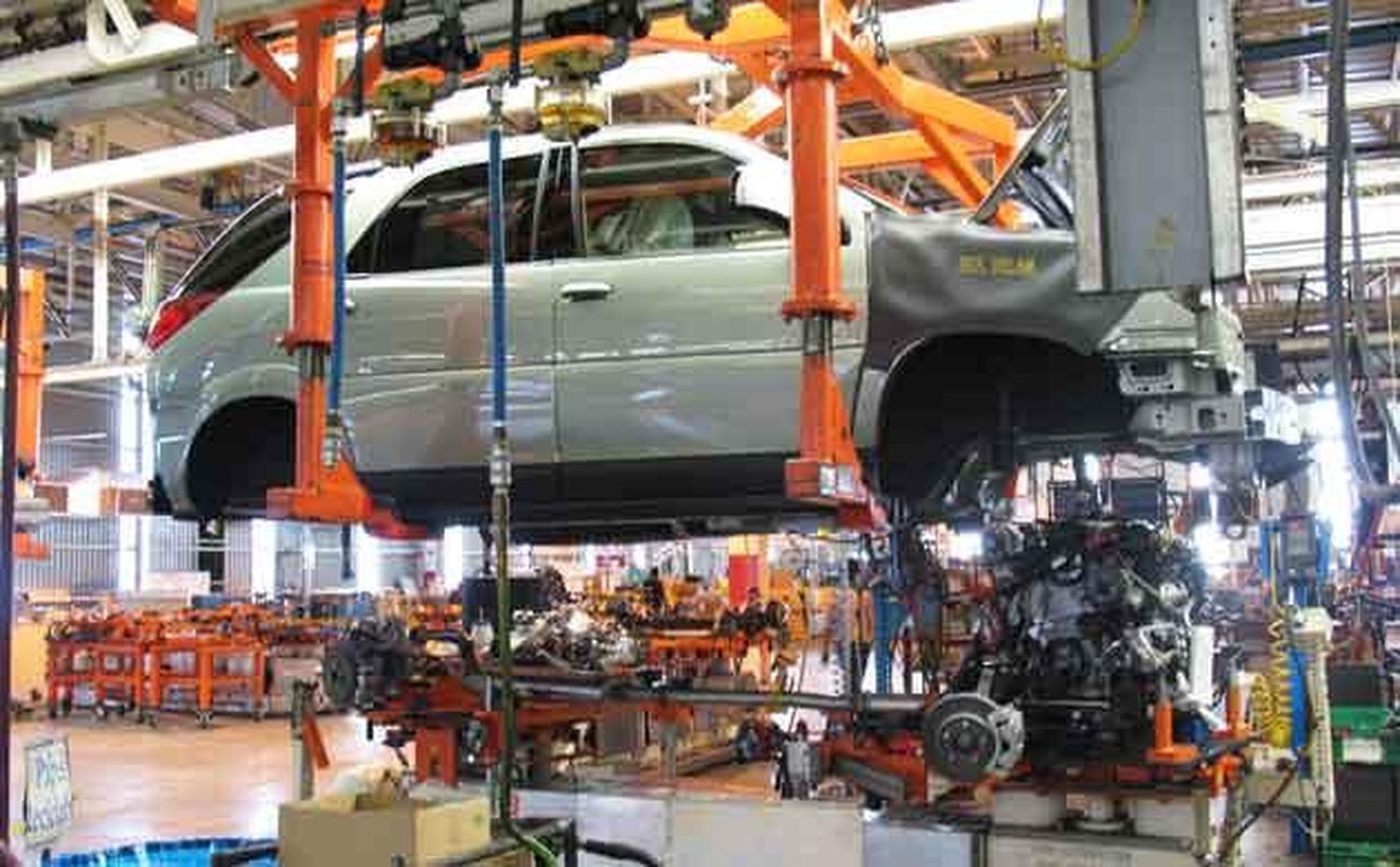 Industriales bonaerenses niegan crisis en el sector