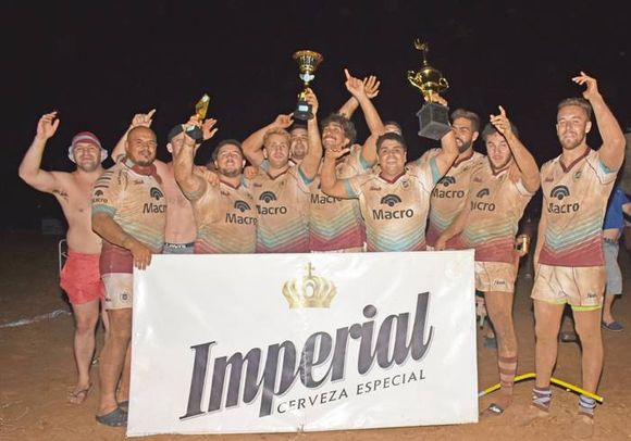 El Rejunte Pue y las  Pokemonas, los campeones  del Seven del Lago