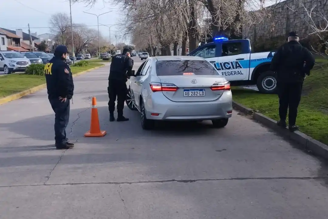 Las tareas contaron con la participación de la Policía Federal Argentina, la Prefectura Naval Argentina y la Subsecretaría de Tránsito y Movilidad Urbana.