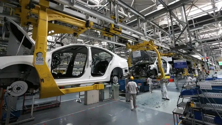 La producción automotriz se desplomó casi 26% en octubre