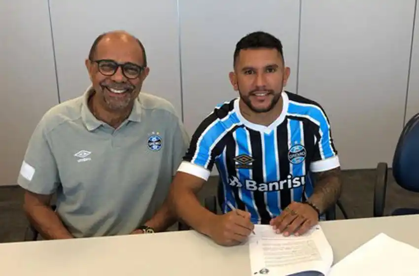 Walter Montoya ya es de Gremio