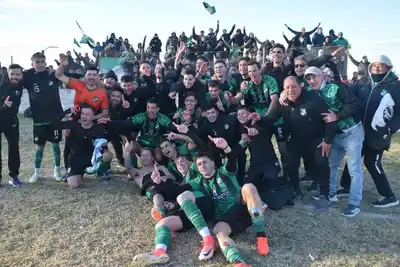 Unión de Crespo hizo historia: campeón del fútbol de Paraná Campaña