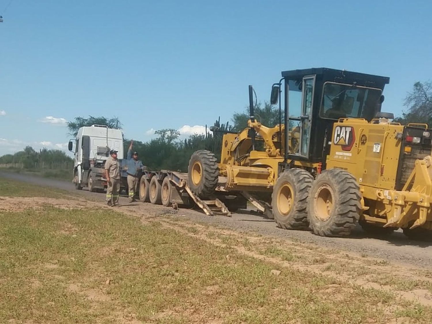 Ejecutan trabajos de mantenimiento ante la crecida de los ríos Pilcomayo y Bermejo